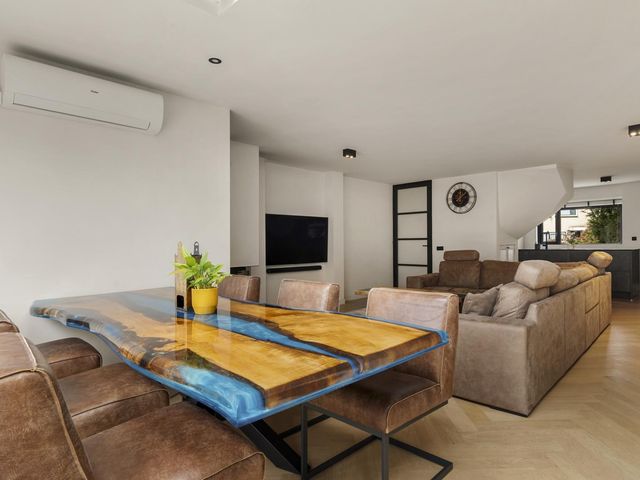 Schönbergweg 15, Almere