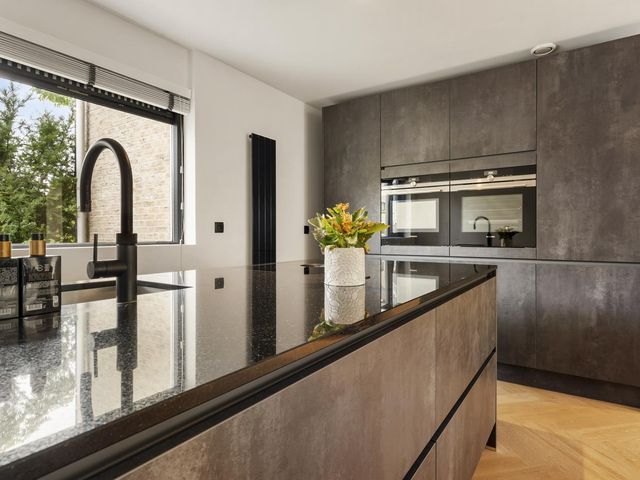 Schönbergweg 15, Almere