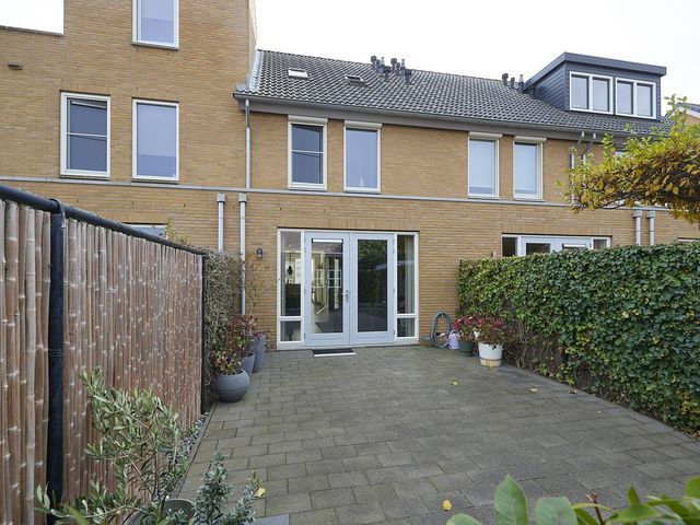 Schepenlaan 14, Terneuzen