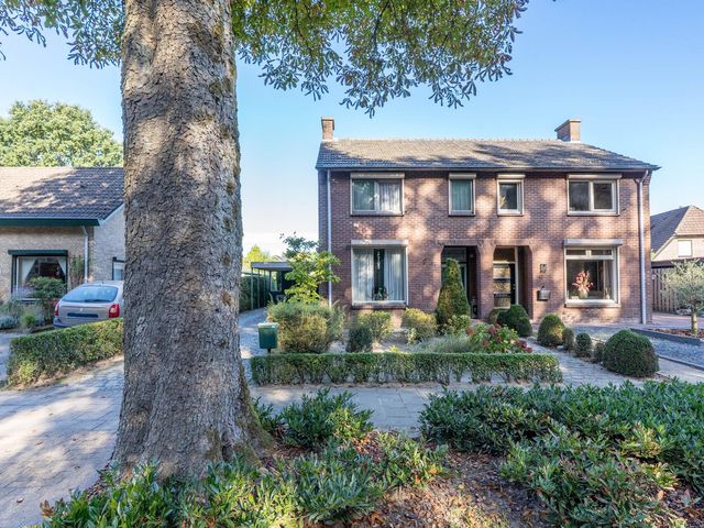 Vierlingsbeekseweg 45, Overloon