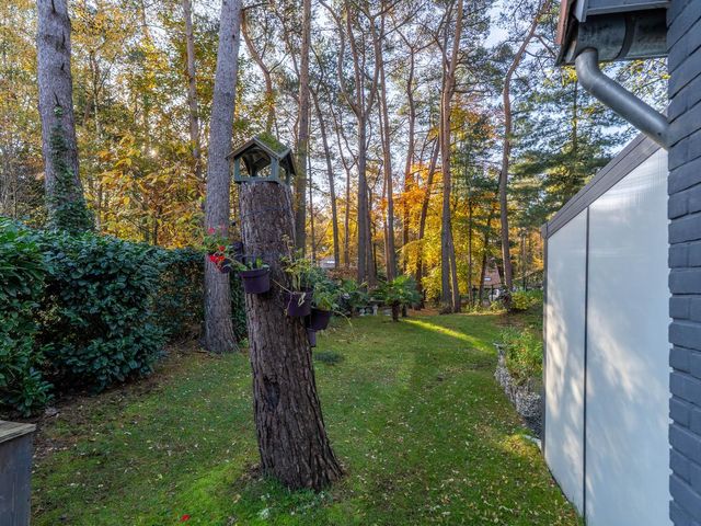 Helderse Duinen 35, Overloon