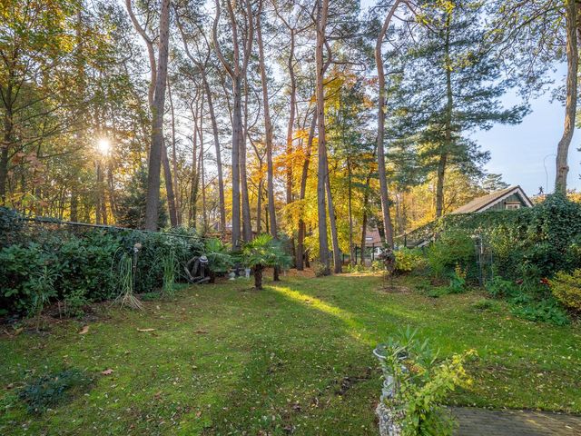 Helderse Duinen 35, Overloon