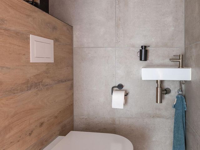 John Raedeckerhof 13, Hoorn