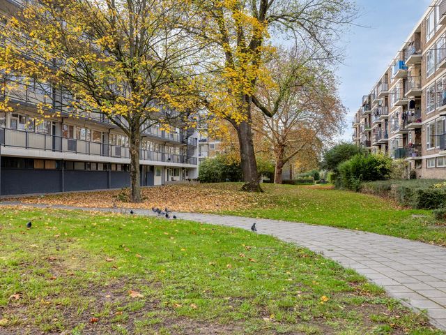 Burgemeester Van Haarenlaan 757, Schiedam