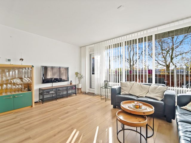 Escamplaan 1043, 's-Gravenhage