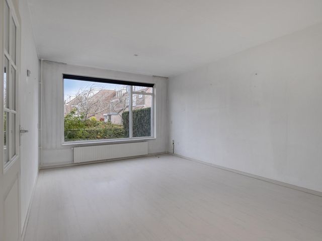 Wonge 43, Warmenhuizen