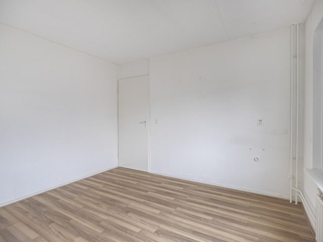 Wonge 43, Warmenhuizen