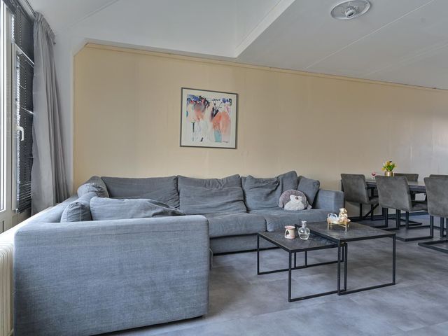 Tamboerlaan 101, Hoogeveen