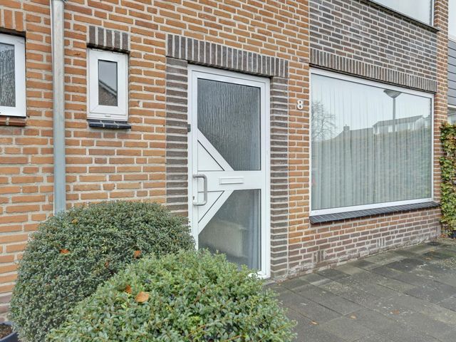 Ranonkelstraat 8, Waalwijk