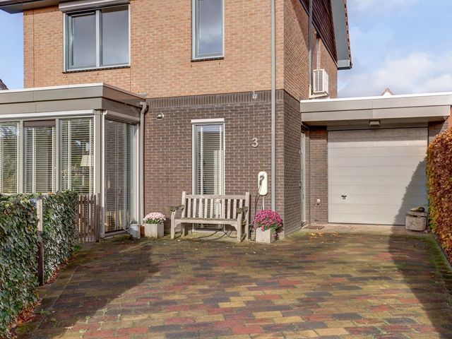 Duizendknoop 3, Zeewolde