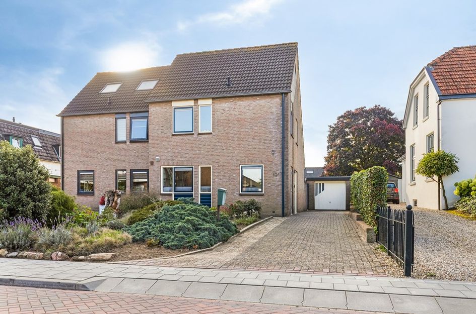 van Lyndenstraat 10a