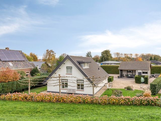 Rijnbandijk 113, Maurik