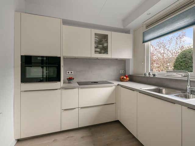 De Twaalfmaat 4, Uitgeest