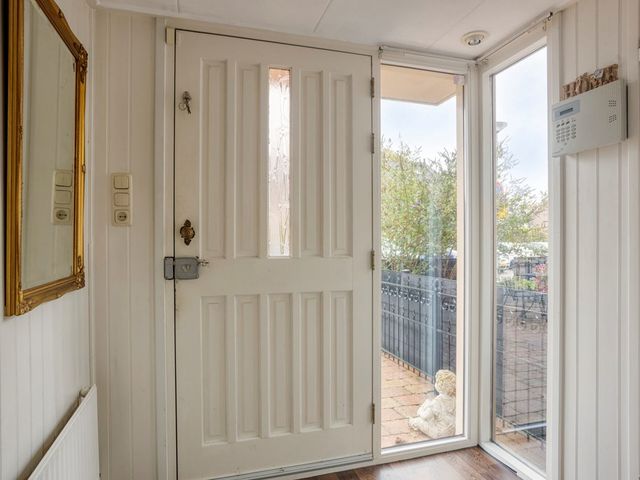 Waterrad 82, Grootebroek