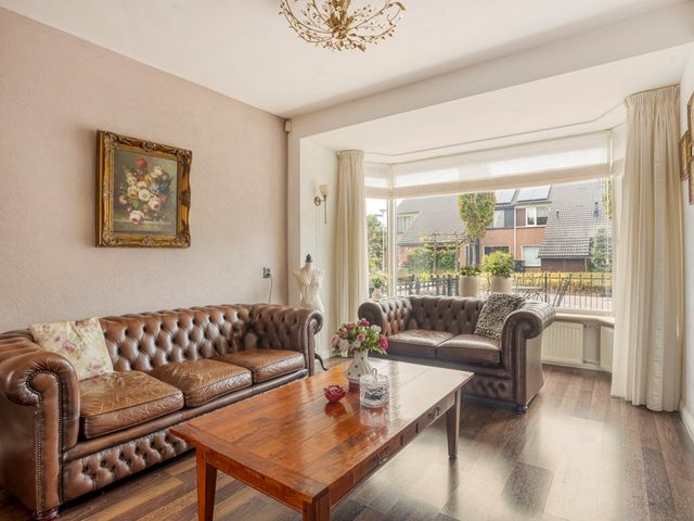 Waterrad 82, Grootebroek