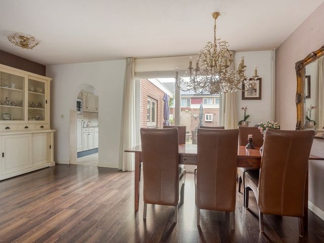 Waterrad 82, Grootebroek