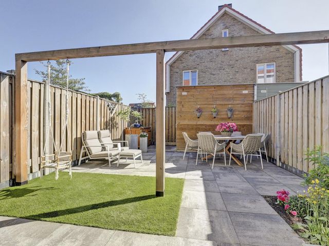 Duitslandlaan 1, De Lier