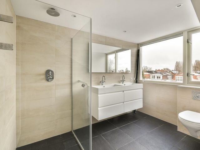 Meester G. Groen van Prinstererlaan 33, Amstelveen