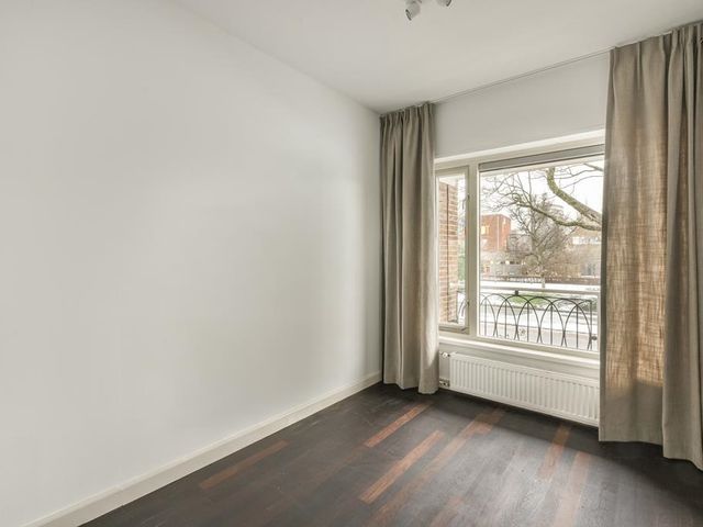 Meester G. Groen van Prinstererlaan 33, Amstelveen