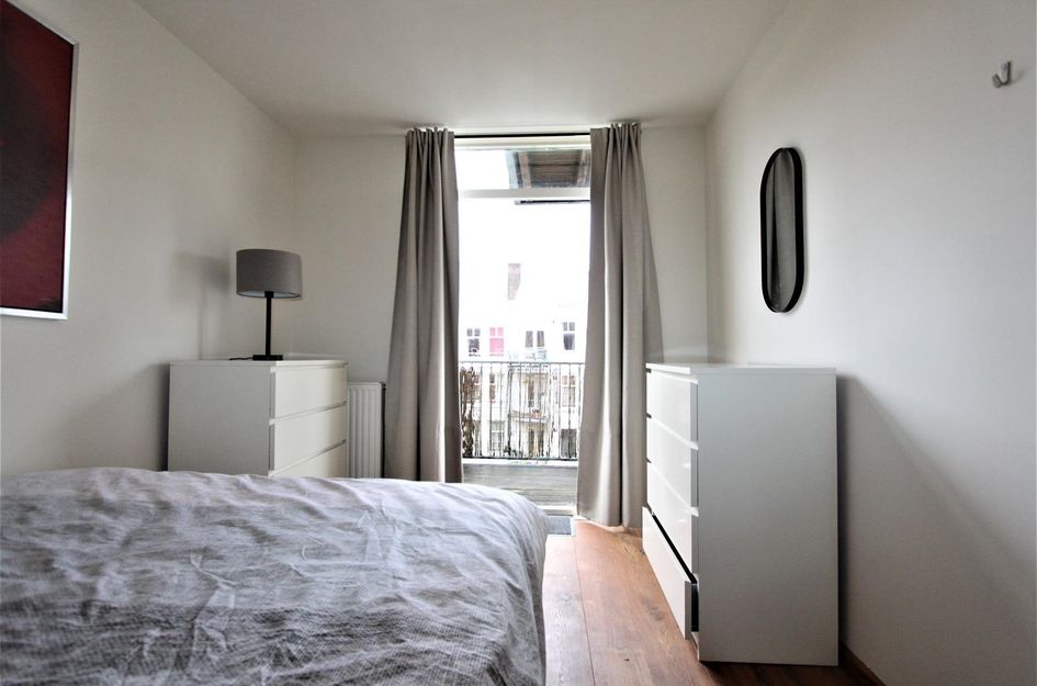 Gerard Doustraat 1DII