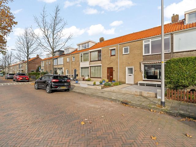 Dr. Hadriaan van Neslaan 86, Noordwijk