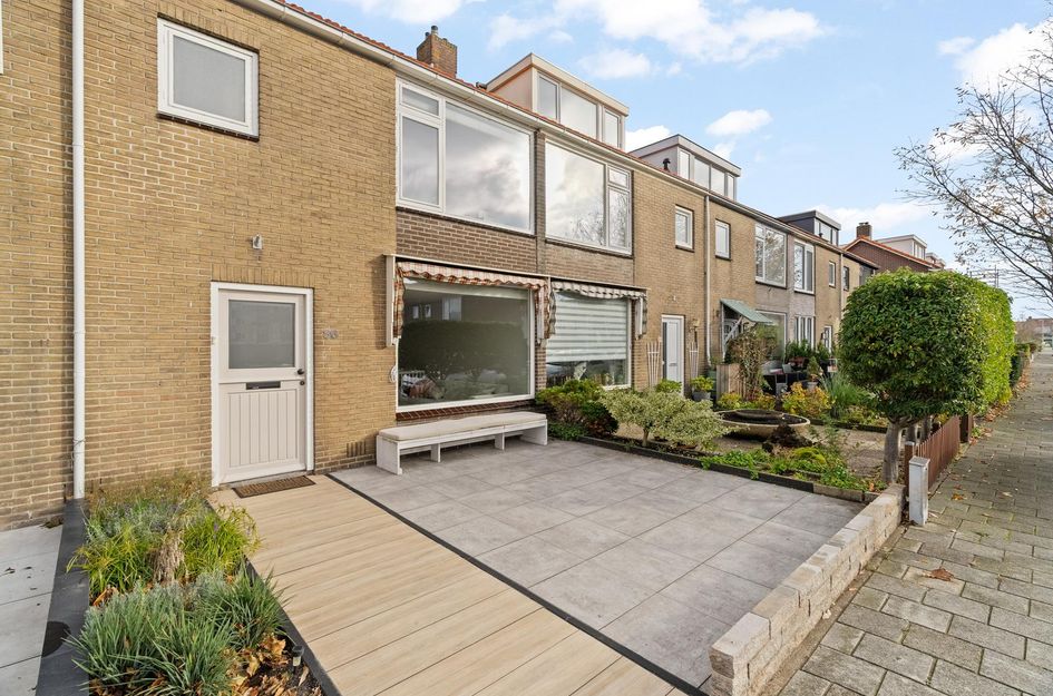 Dr. Hadriaan van Neslaan 86