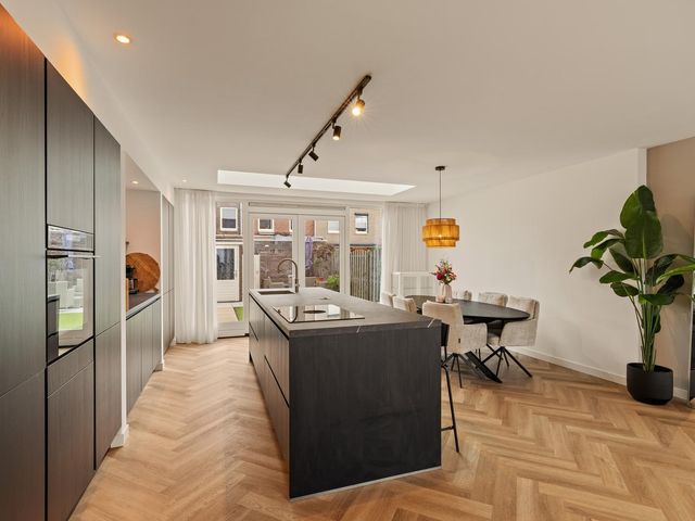 Dr. Hadriaan van Neslaan 86, Noordwijk