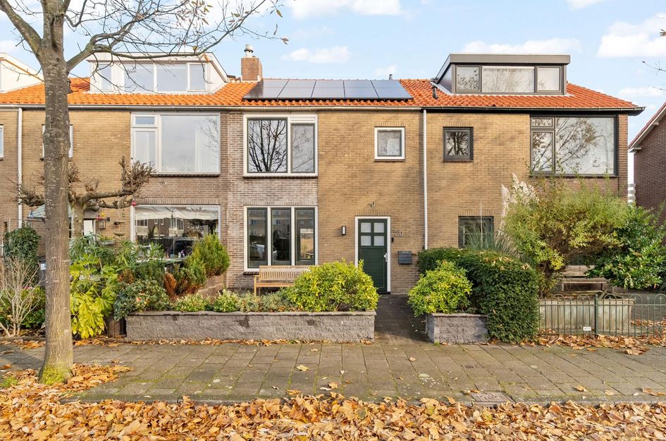 Dr. Hadriaan van Neslaan 80