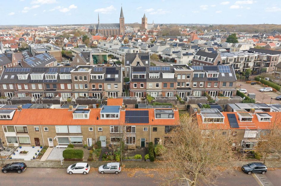 Dr. Hadriaan van Neslaan 80