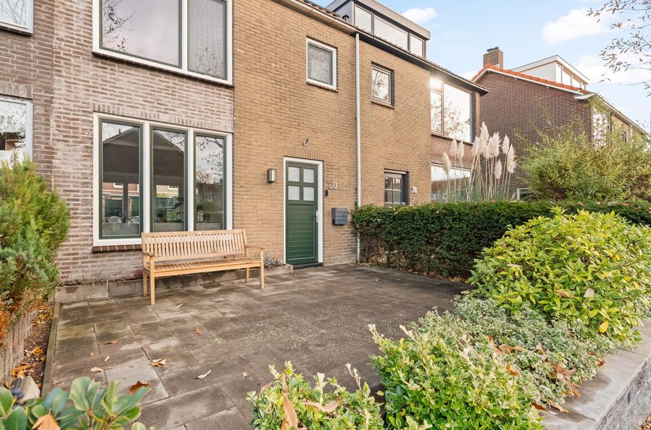 Dr. Hadriaan van Neslaan 80