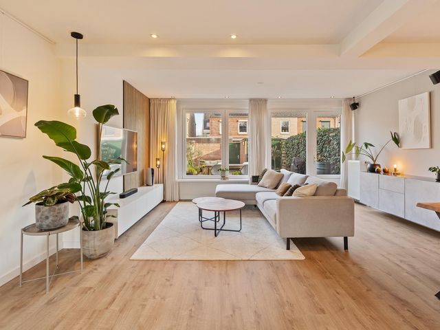 Dr. Hadriaan van Neslaan 80, Noordwijk