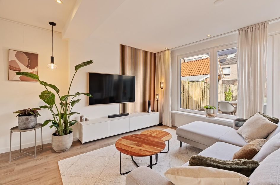 Dr. Hadriaan van Neslaan 80