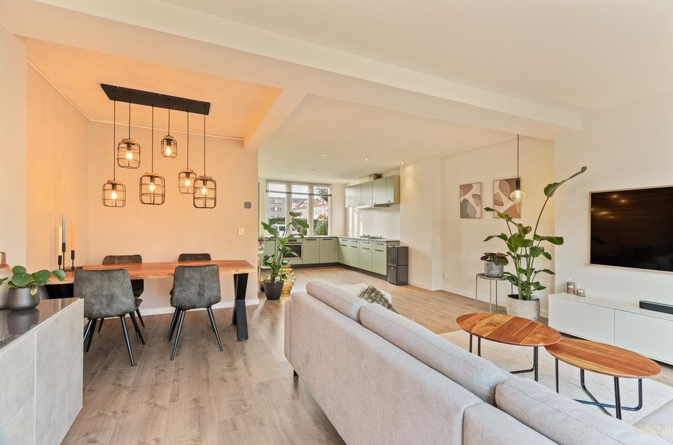 Dr. Hadriaan van Neslaan 80