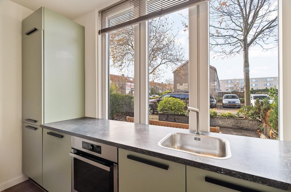 Dr. Hadriaan van Neslaan 80