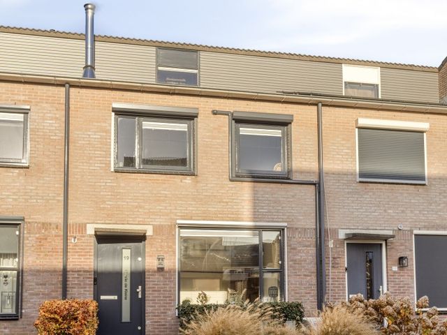 Zeegravensingel 19, IJsselmuiden