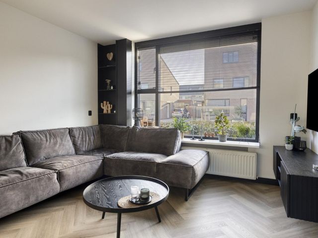 Zeegravensingel 19, IJsselmuiden