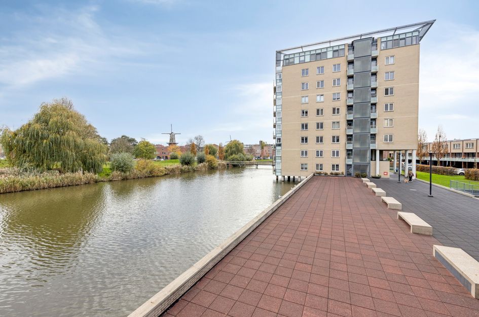 Joop den Uyllaan 105