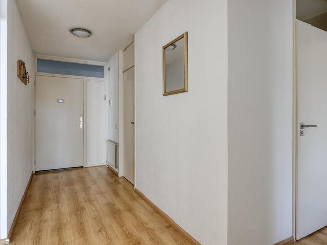 Salviabeemd 35B, Maastricht