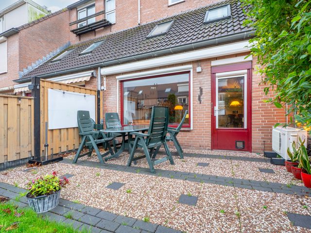 Symfonielaan 10, Spijkenisse