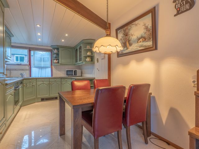 Symfonielaan 10, Spijkenisse