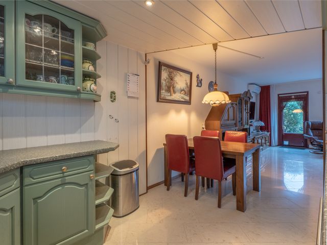 Symfonielaan 10, Spijkenisse