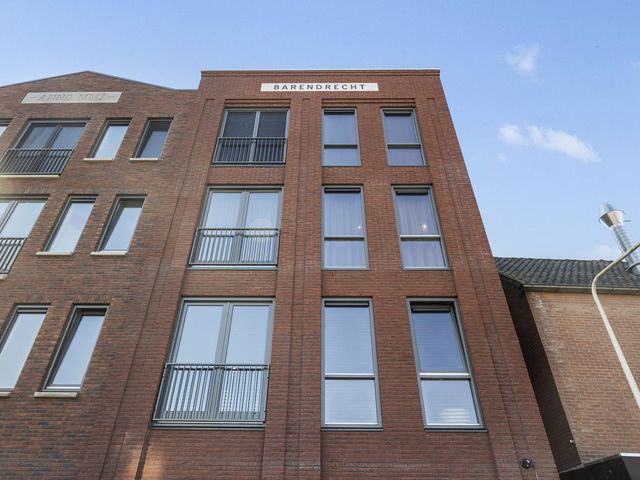 Onderlangs 30f, Barendrecht