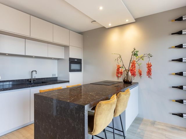 Onderlangs 30f, Barendrecht