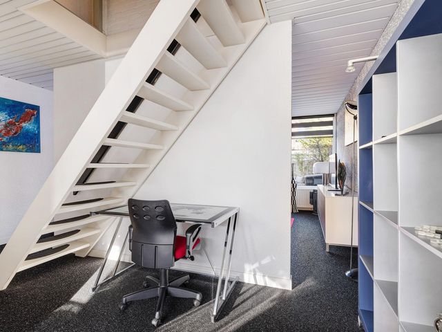 Willem-Alexanderplantsoen 142, Barendrecht