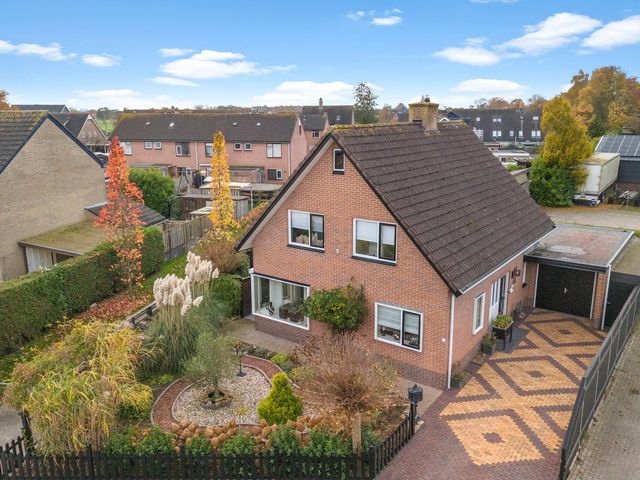 Vellengastraat 2, Zwartebroek