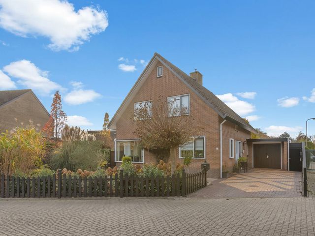 Vellengastraat 2, Zwartebroek