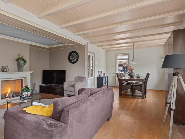 Vellengastraat 2, Zwartebroek