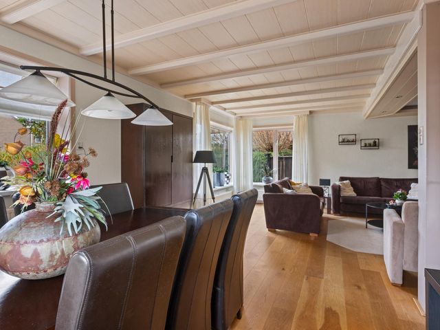 Vellengastraat 2, Zwartebroek