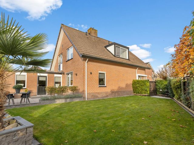 Vellengastraat 2, Zwartebroek