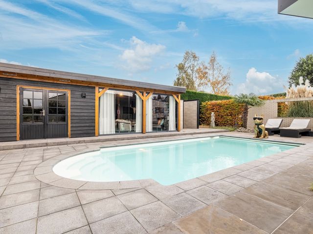 Huzenblek 75  , Ravels